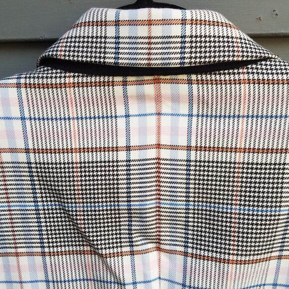 NWT!! Riley & Rae Multi Color Plaid Blazer Size 8 - Picture 6 of 11